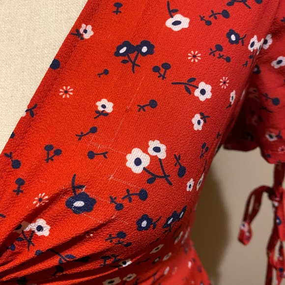 Princess Polly Red Floral Tie Mini V-Neck Dress - Picture 5 of 14